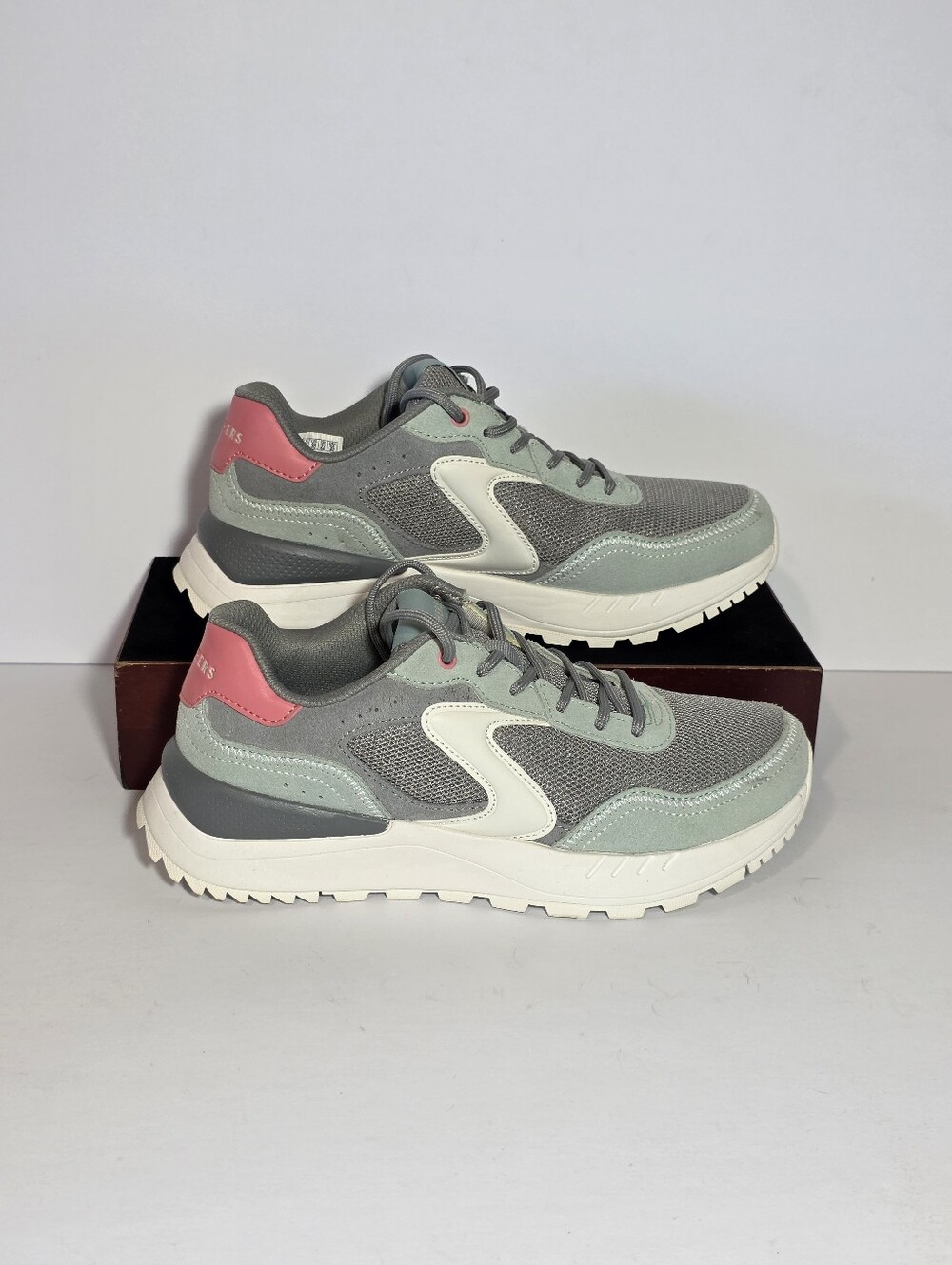 Skechers Street Fury Womans Size 6 Girl On The Move 177725 Grey Mint Pink